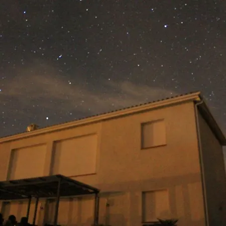 D'escane Guest house
