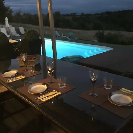 Konukevi D'escane Escanecrabe