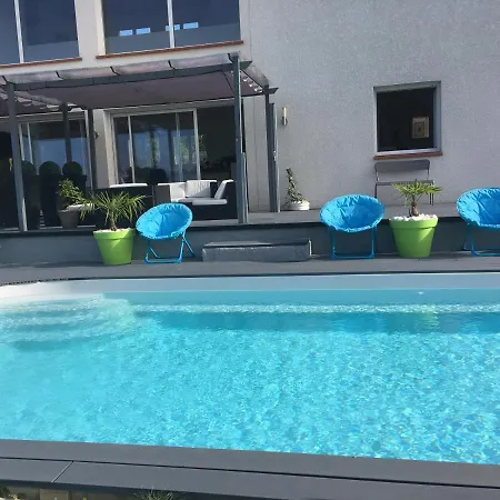 Konukevi D'escane Escanecrabe